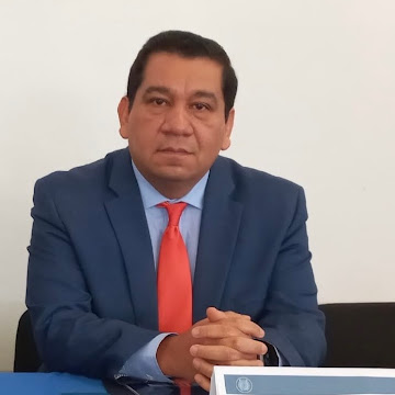 Dr. Salvador Antelmo Casanova Valencia